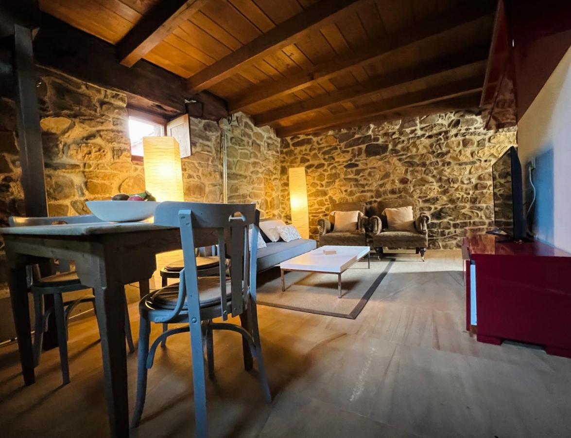 Apartamentos Rurales El Lleron Caso Exteriör bild