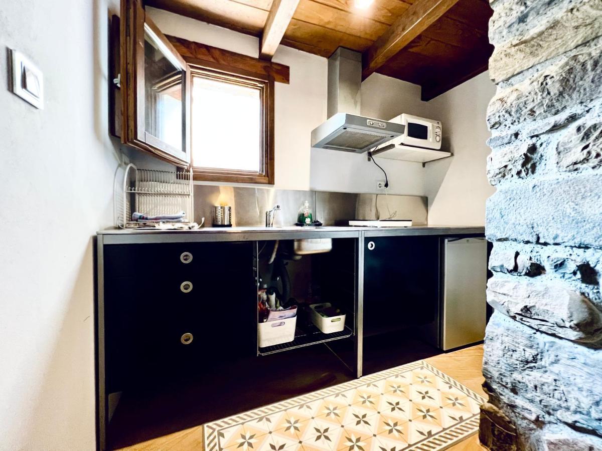 Apartamentos Rurales El Lleron Caso Exteriör bild