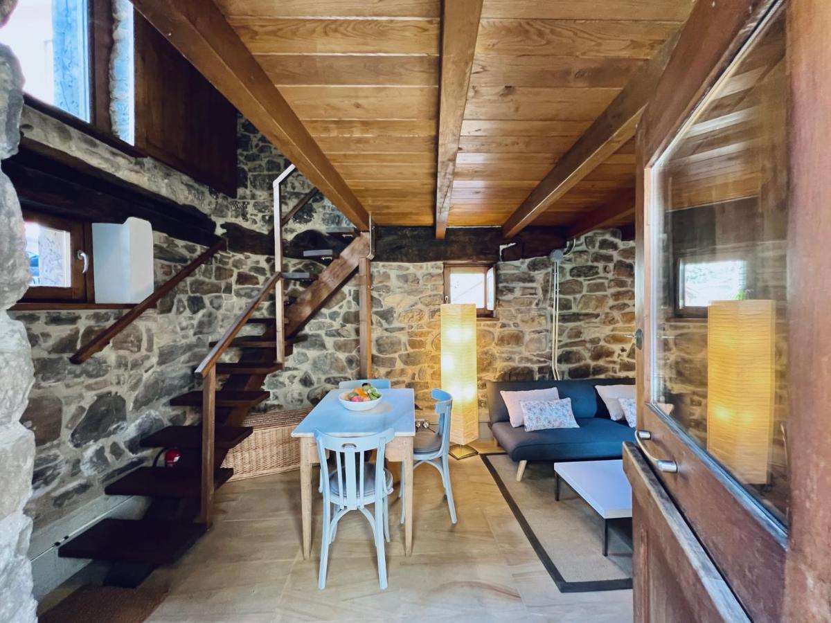 Apartamentos Rurales El Lleron Caso Exteriör bild