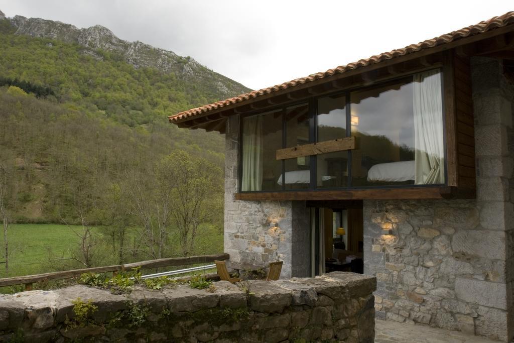 Apartamentos Rurales El Lleron Caso Exteriör bild