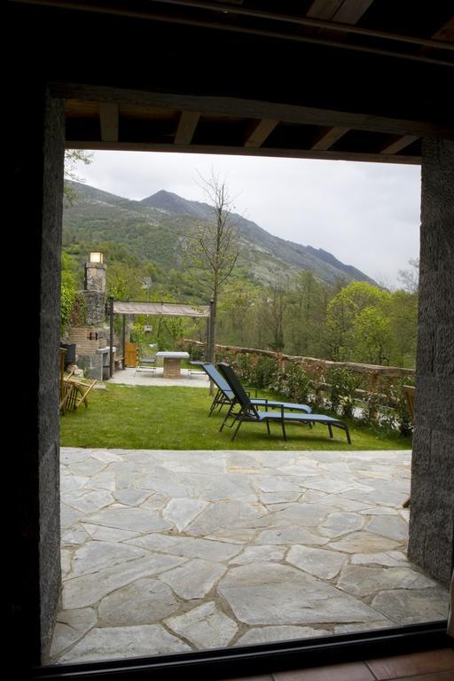 Apartamentos Rurales El Lleron Caso Exteriör bild