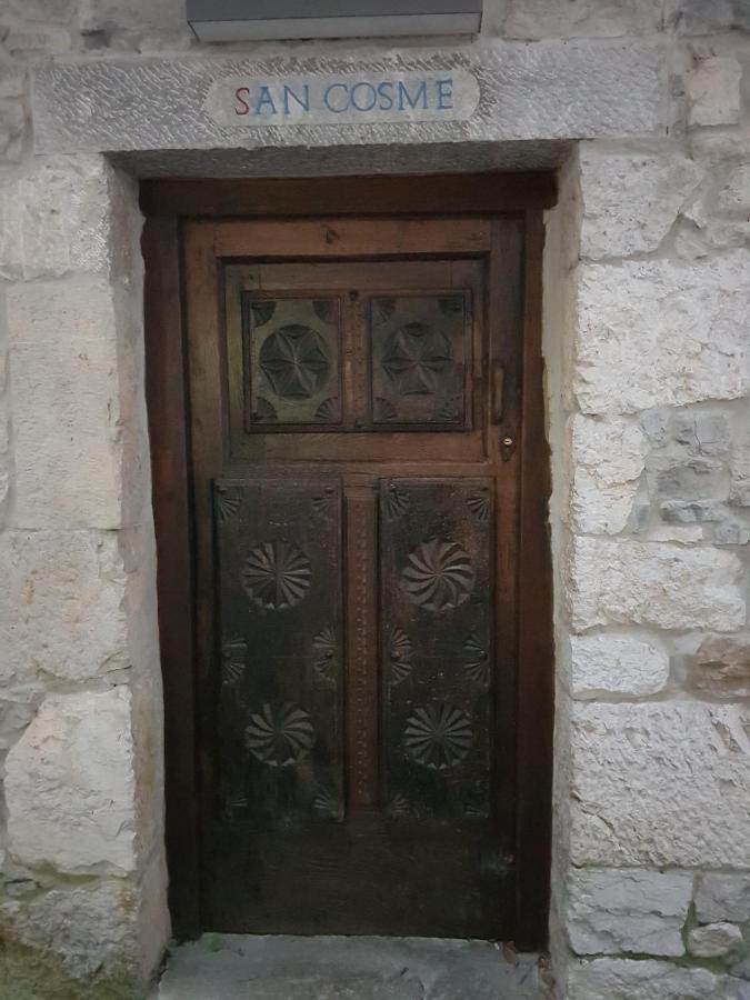 Apartamentos Rurales El Lleron Caso Exteriör bild