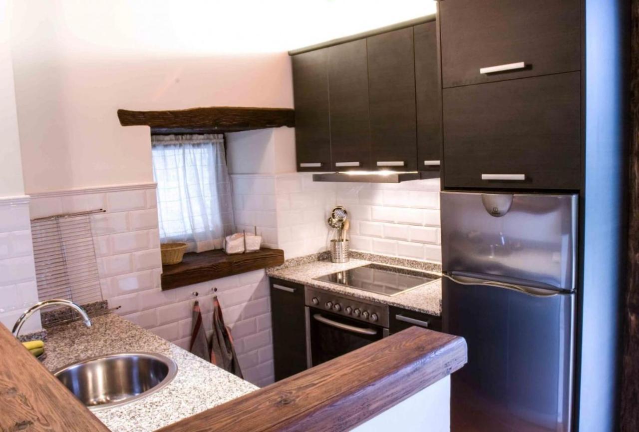 Apartamentos Rurales El Lleron Caso Exteriör bild